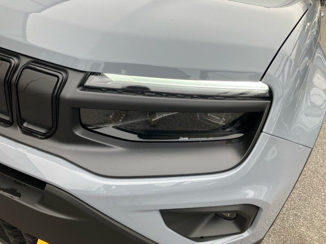 Bild 11: Jeep Avenger e-Hybrid 1,2 T3 The North Face