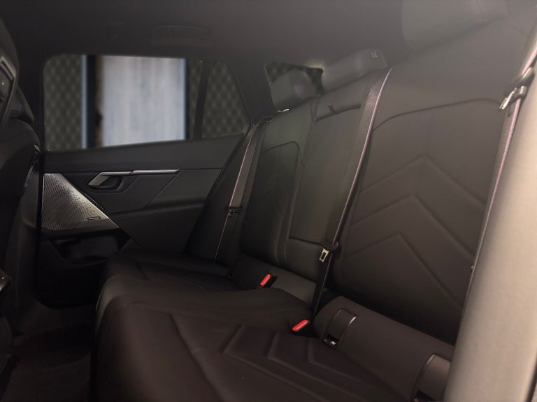 Bild 8: BMW i5 xDrive40 Touring