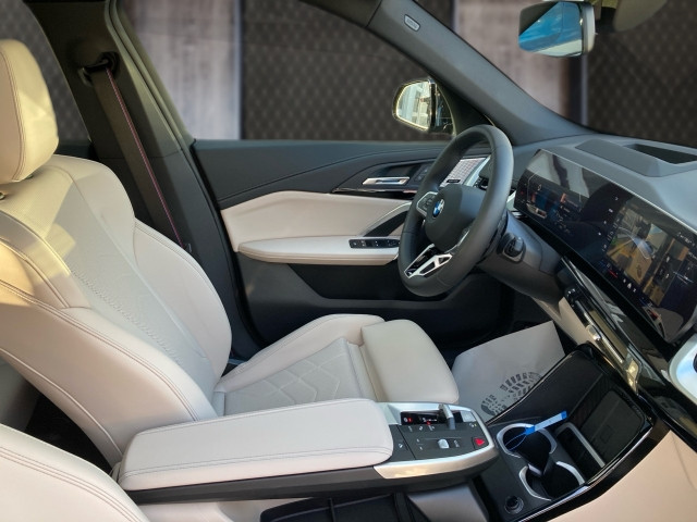 Bild 5: BMW X1 sDrive18i Aut.