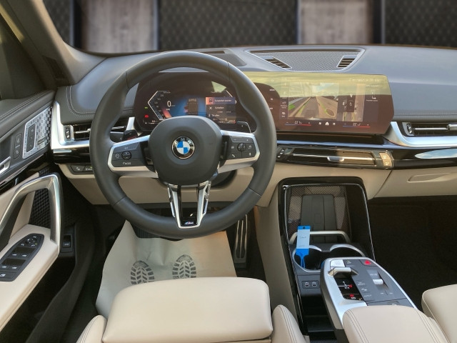 Bild 6: BMW X1 sDrive18i Aut.