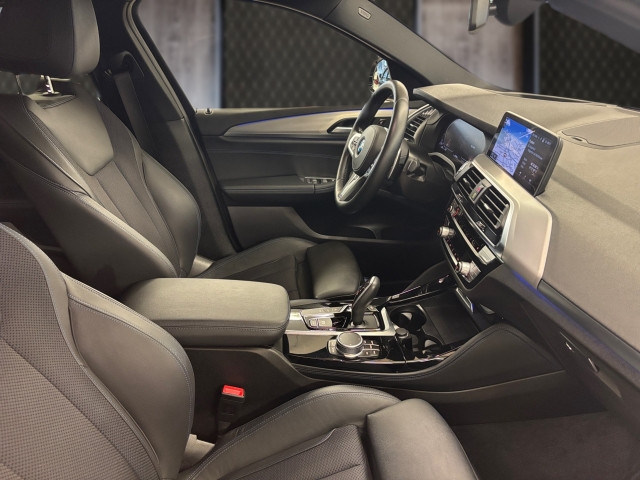 Bild 5: BMW X4 xDrive 20d 48 V A