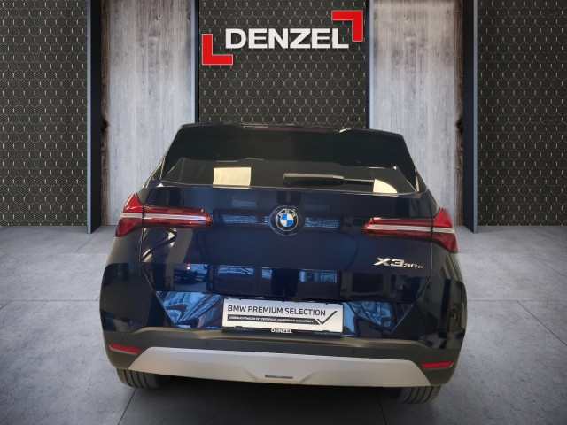Bild 10: BMW X3 30e PHEV xDrive A