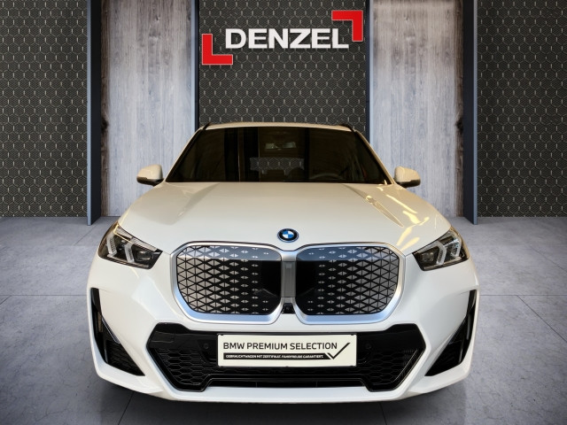 Bild 12: BMW iX1 eDrive20 U11