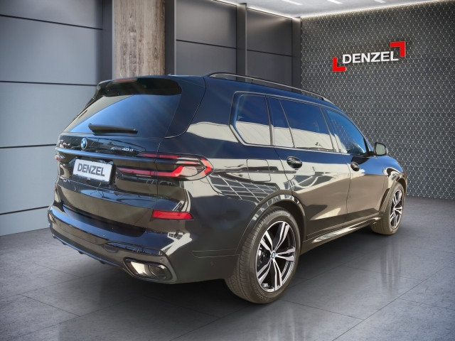 Bild 3: BMW X7 xDrive40d G07 B57
