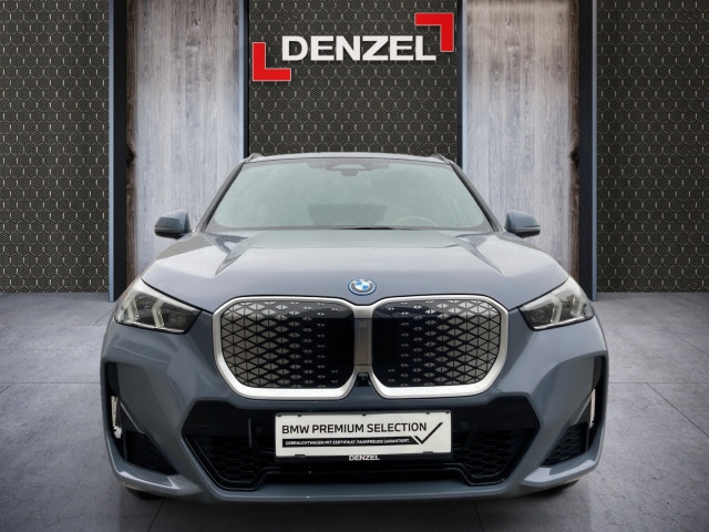 Bild 12: BMW iX1 xDrive30 U11