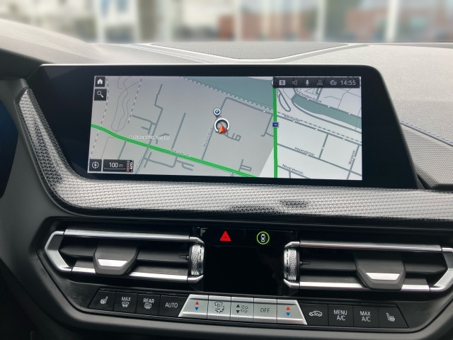 Bild 7: BMW 118d 5-Türer F40