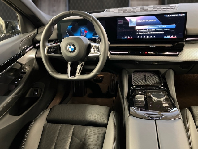 Bild 6: BMW 520d xDrive Touring G61 B47