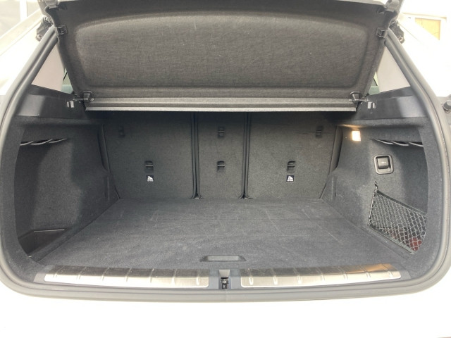 Bild 9: BMW X1 sDrive18i F48