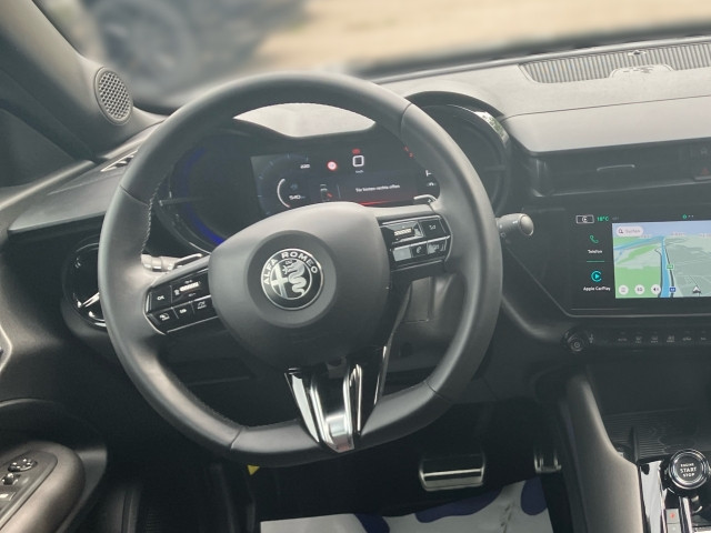 Bild 9: Alfa Junior Ibrida 1.2 136 MHEV FWD