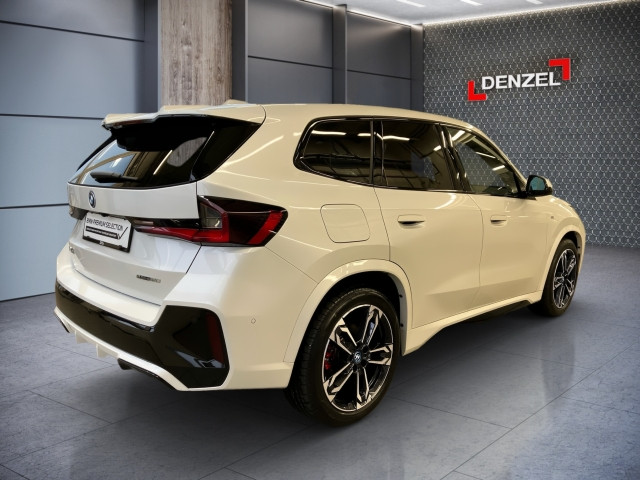 Bild 3: BMW iX1 eDrive20 U11