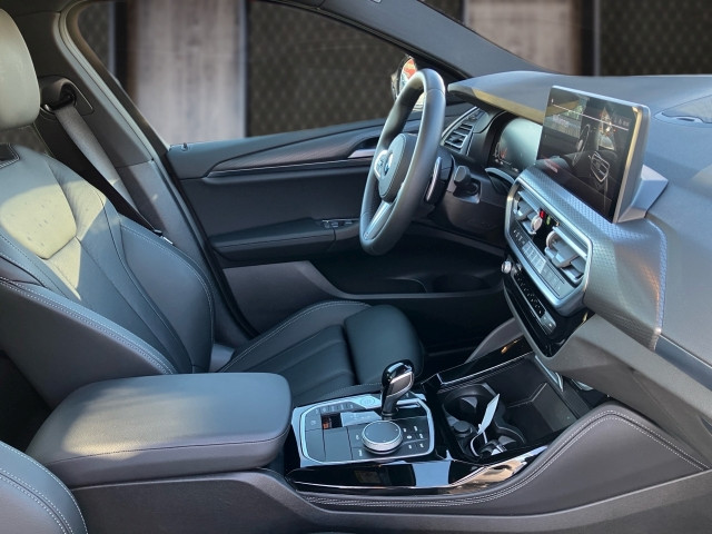 Bild 5: BMW X4 xDrive 20i Aut.