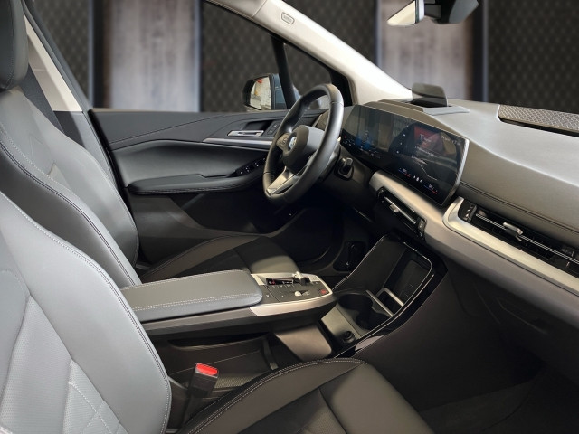 Bild 5: BMW 218i Active Tourer U06 B38