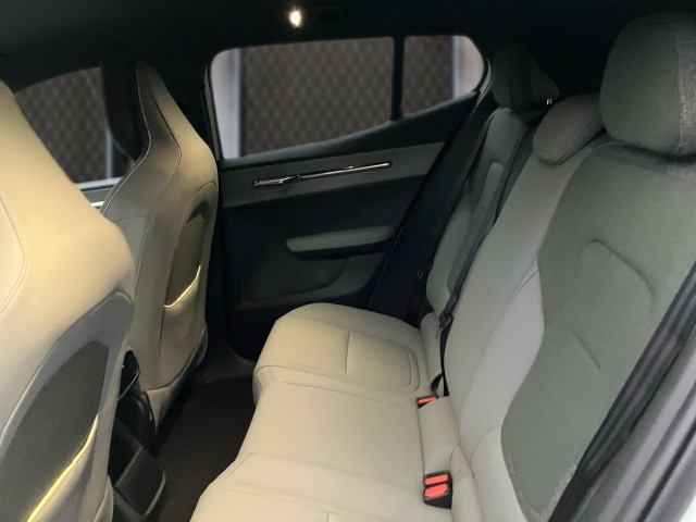 Bild 8: VOLVO PKW EX30 Plus, Single Motor Extended Range, Vollelektrisch