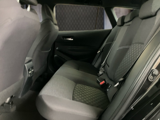 Bild 8: Toyota Corolla 1,8l Hybrid TS Active