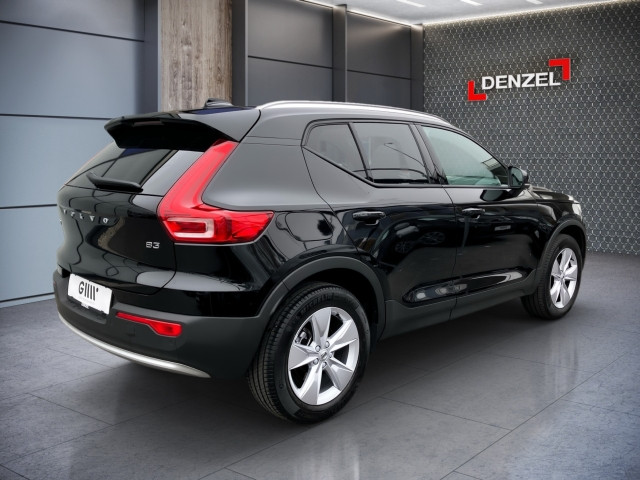 Bild 2: VOLVO PKW XC40 Core, B3 Mild Hybrid, Benzin