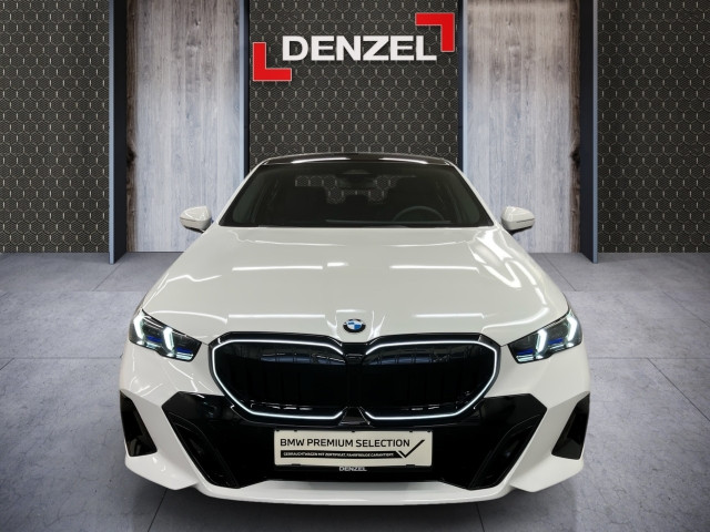 Bild 2: BMW 520d Limousine G60 B47