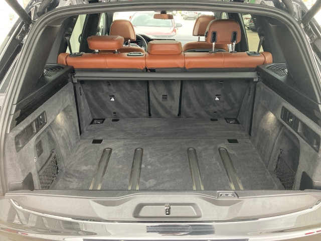 Bild 9: BMW X5 xDrive40i 48 V Aut.