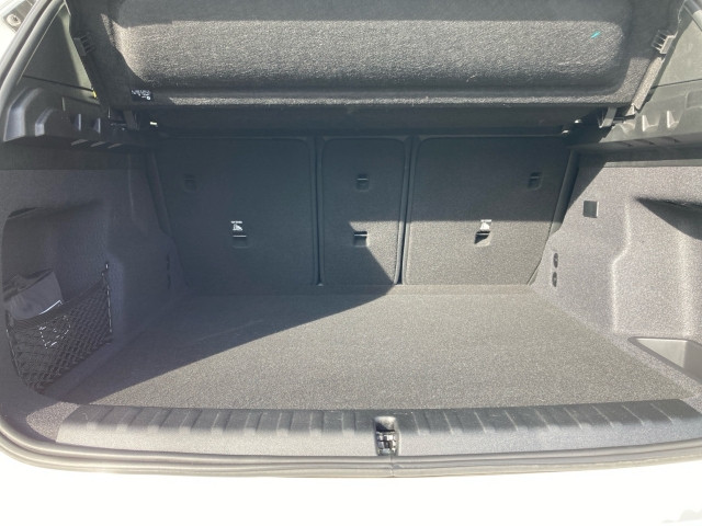 Bild 9: BMW iX1 xDrive30 U11