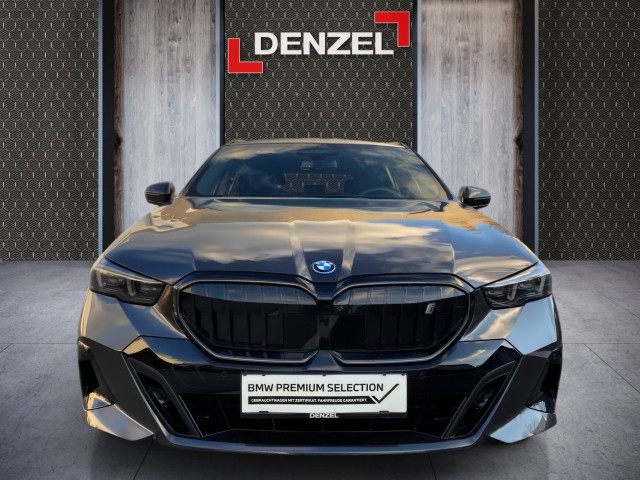 Bild 12: BMW i5 xDrive40 Touring