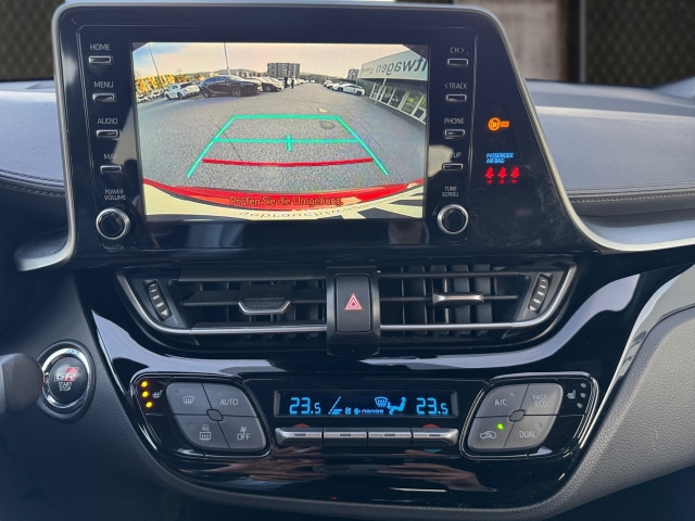 Bild 7: Toyota C-HR - 2,0 l  Hybrid 4x2, GR-SPORT CVT