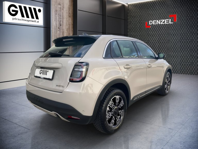 Bild 3: Fiat 600 Hybrid 100 6-Gang eDCT