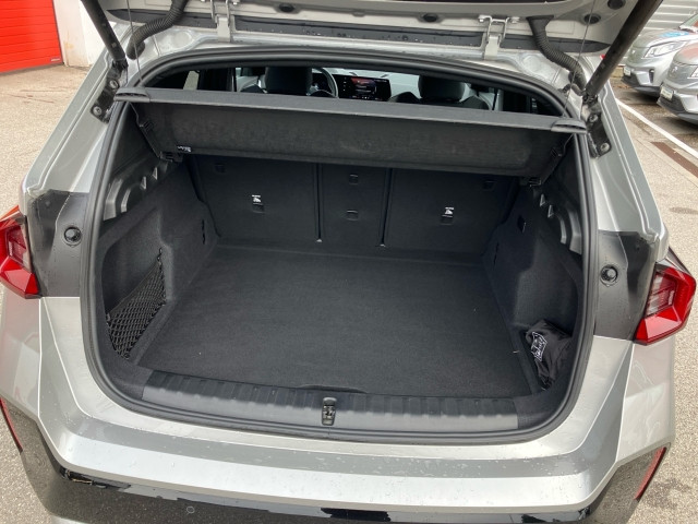 Bild 9: BMW iX1 eDrive20 U11