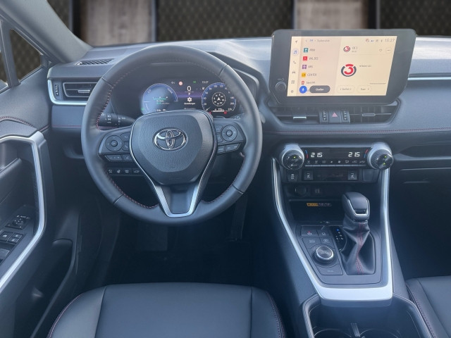 Bild 3: Toyota RAV4 Active 2,5, 306 PS 4x4 Plug-In