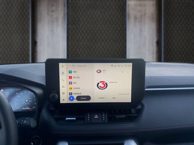 Bild 5: Toyota RAV4 Active 2,5, 306 PS 4x4 Plug-In