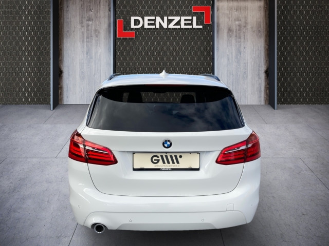 Bild 10: BMW 216d Active Tourer B37 F45