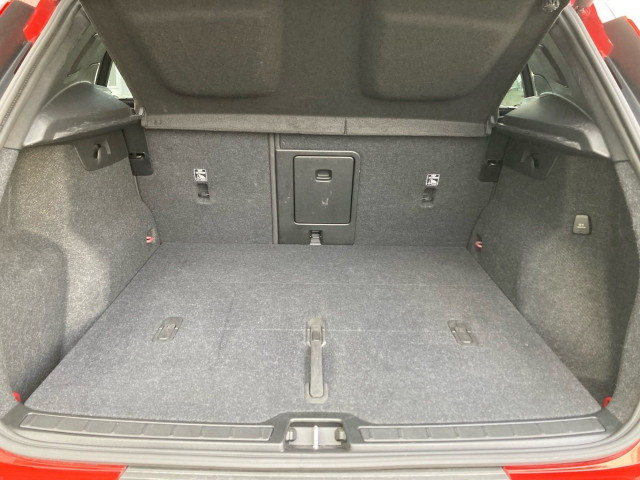 Bild 9: VOLVO PKW XC40 B3 Core Aut.