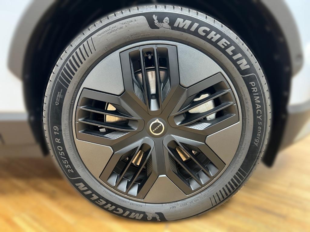 Bild 6: VOLVO PKW EX30 Cross Country Twin Motor Performance Ultra