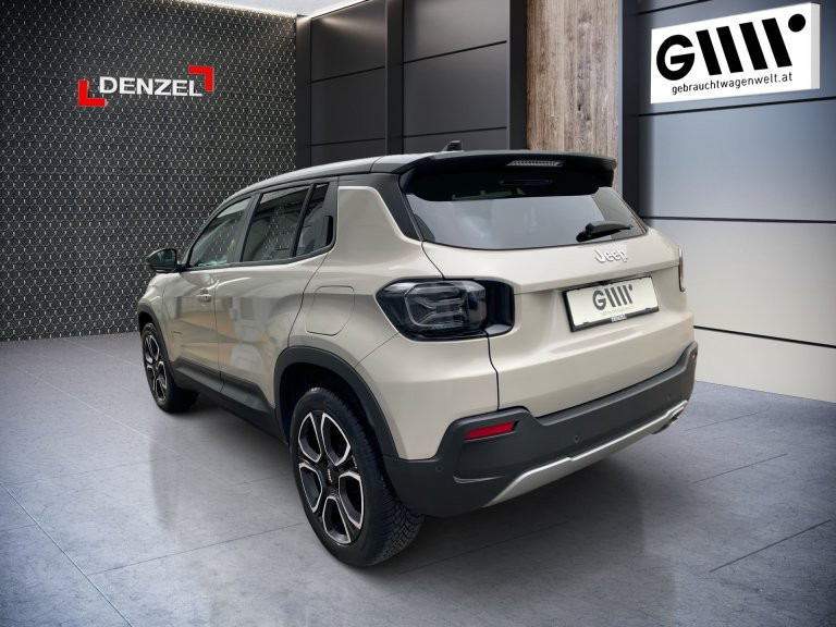 Bild 2: Jeep Avenger 1.2 e-Hybrid Summit e-DCT6