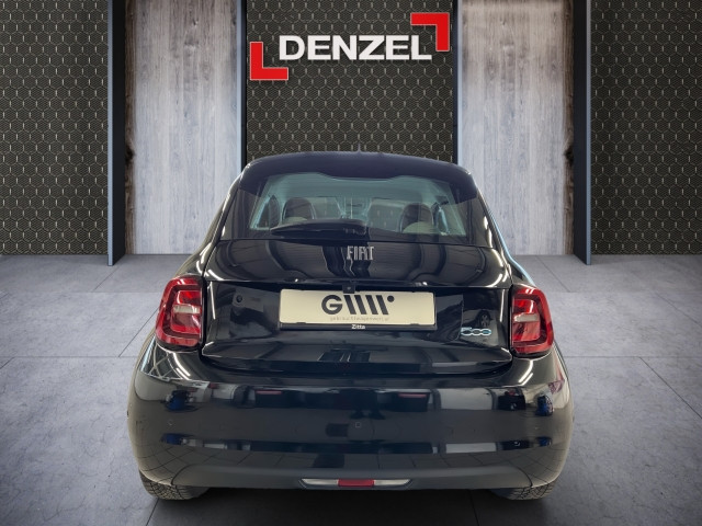 Bild 10: Fiat 500 Elektro 3+1 La Prima