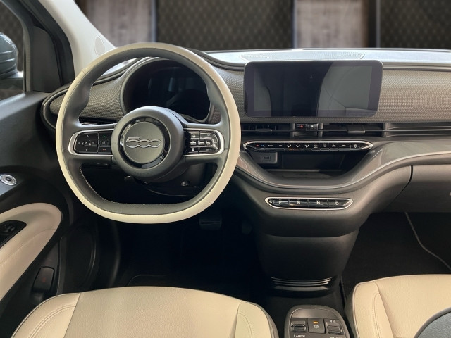 Bild 6: Fiat 500 Elektro 3+1 La Prima