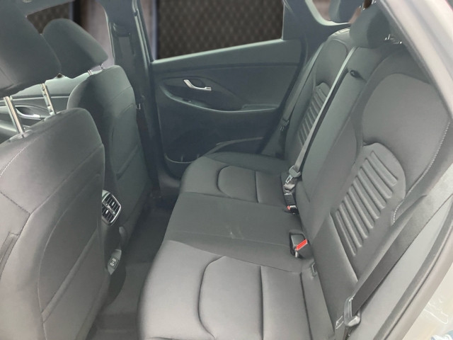 Bild 8: Hyundai i30 Kombi - PD GO Plus 1.5 DPI