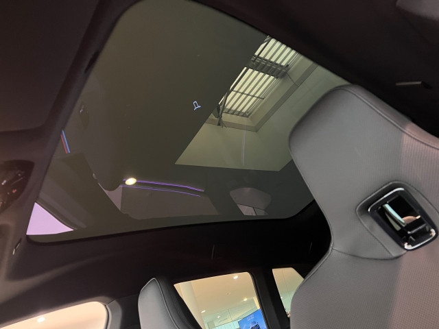 Bild 13: BMW PKW i-Serie iX xDrive45