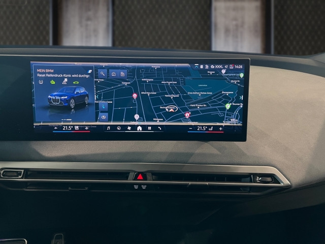 Bild 7: BMW PKW i-Serie iX xDrive45