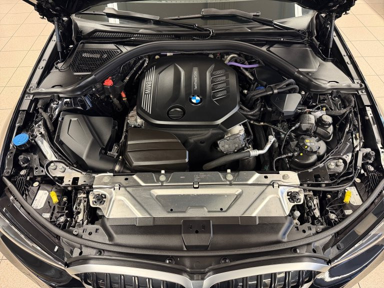 Bild 14: BMW 318d Touring G21 B47