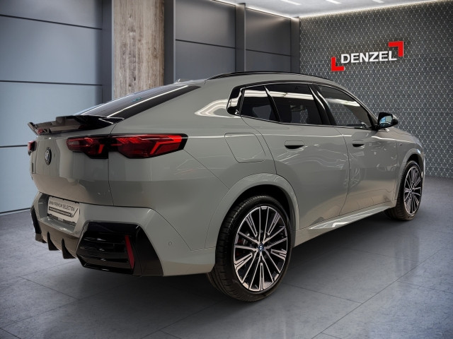 Bild 3: BMW iX2 xDrive30 U10 XE2