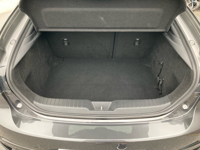 Bild 9: Mazda 3 Allrad Skyactiv-G122