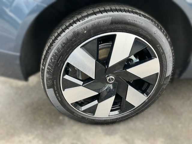 Bild 4: VOLVO PKW XC60 Ultra, T6 Plug-in Hybrid, Elektrisch/Benzin, Dark