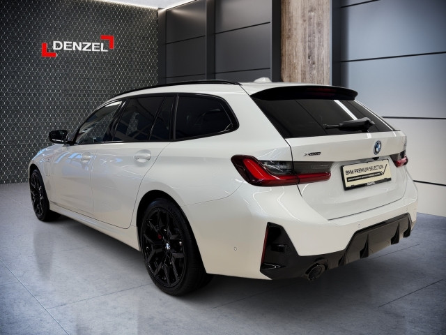 Bild 2: BMW 330e xDrive Touring G21