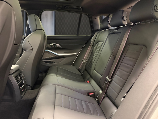 Bild 8: BMW 330e xDrive Touring G21