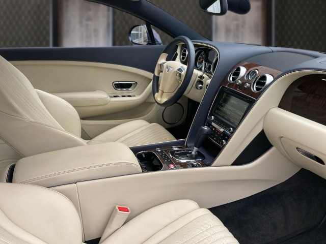 Bild 5: Bentley Continental GT V8