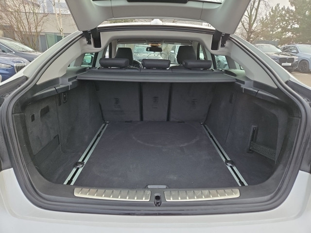 Bild 9: BMW 320d xDrive Gran Tur