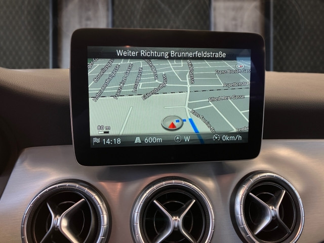 Bild 7: Mercedes CLA 180