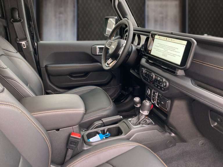Bild 5: Jeep Wrangler Sahara 2.0 PHEV 380 PS AT 4xe