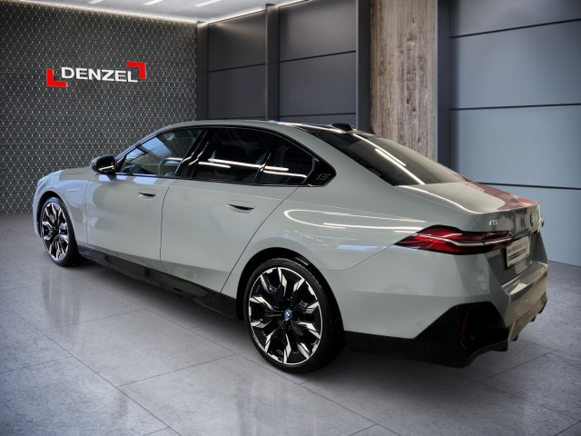 Bild 2: BMW i5 eDrive40 Limousine G60 HAO