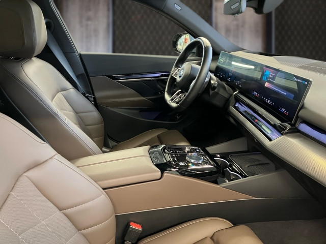 Bild 5: BMW i5 eDrive40 Limousine G60 HAO