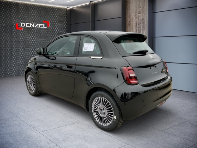 Bild 2: Fiat 500 Hybrid Hatchback